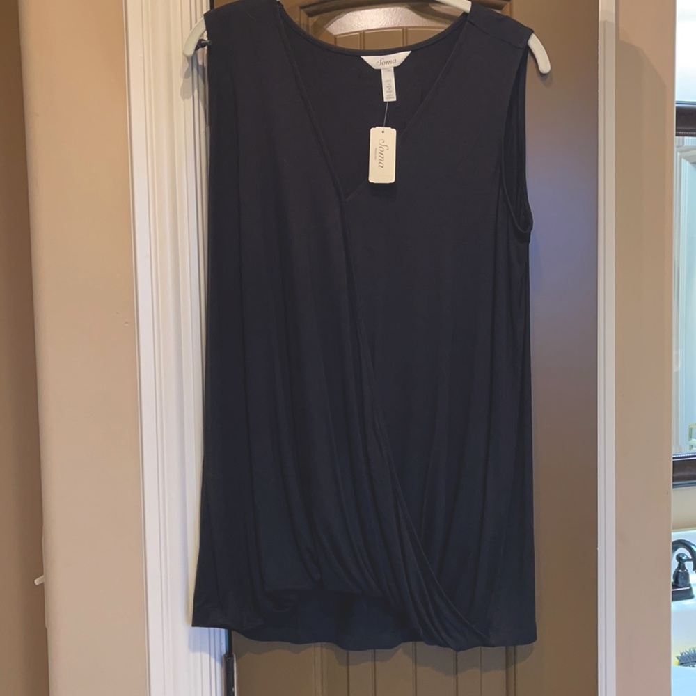 NWT Soma black crossover tank Large